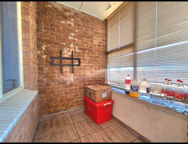 2 BEDROOM APARTMENT FOR SALE IN DALVIEW